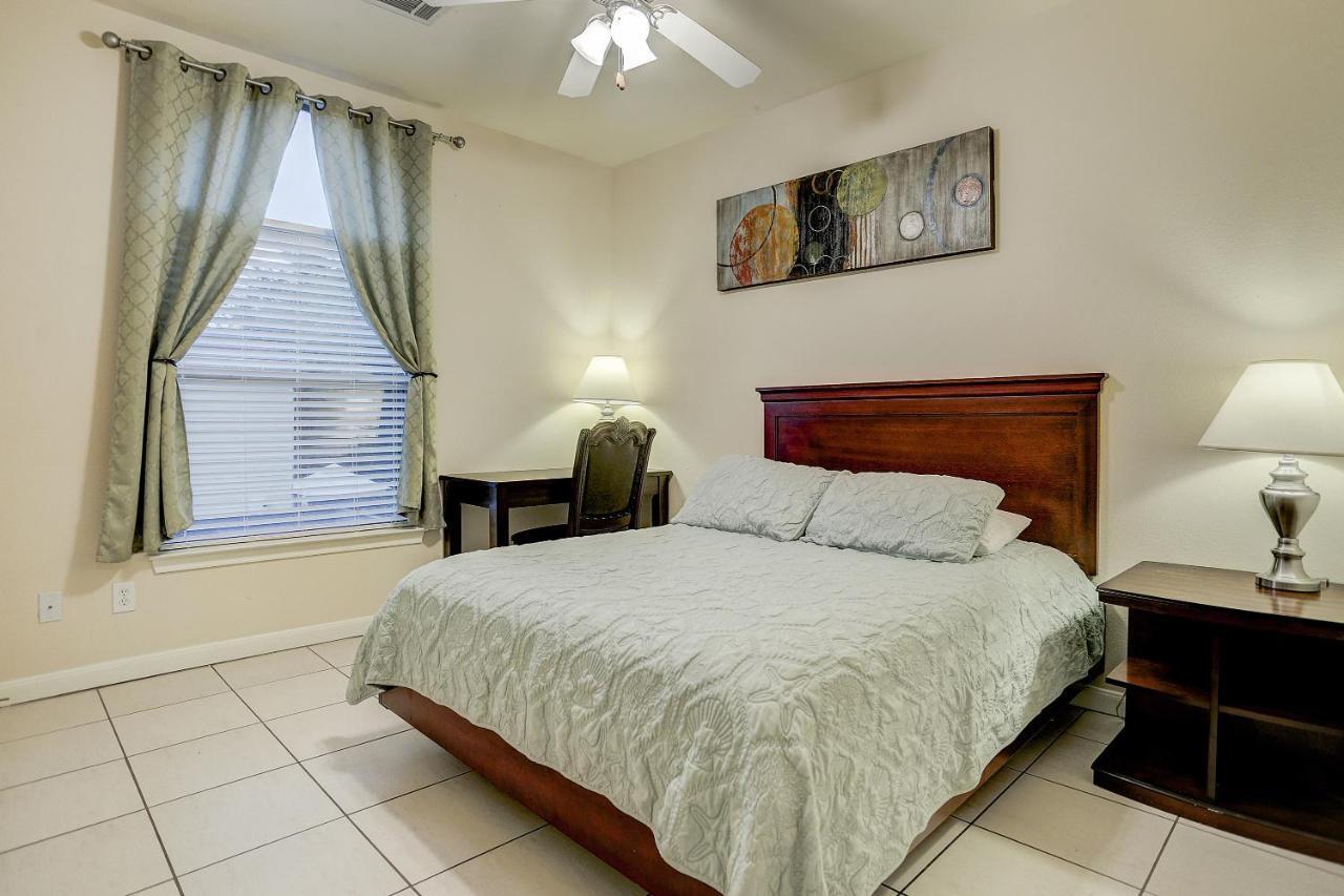 Villa Laverne 3 Bedroom Suite Furnished Condos Хьюстон Экстерьер фото